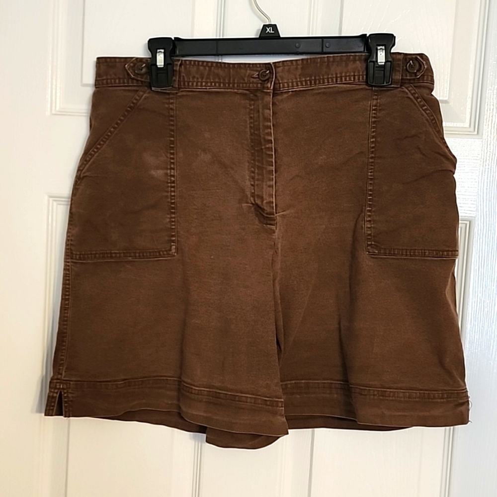 Karen Scott Sport Brown shorts sz16